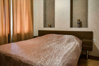 Гостиница Фамилия Делюкс Гурзуф Апартаменты с видом на море-1