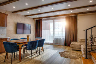 Гостиница Фамилия Делюкс Гурзуф Апартаменты с видом на море-1