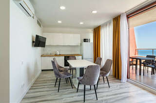 Гостиница Фамилия Делюкс Гурзуф Апартаменты с видом на море-7