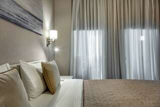 Гостиница Фамилия Делюкс Гурзуф Апартаменты с двумя спальнями и гостиной №14 на 2 этаже-12