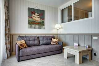 Гостиница Фамилия Делюкс Гурзуф Апартаменты с видом на море-6