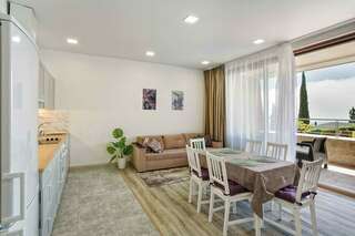 Гостиница Фамилия Делюкс Гурзуф Апартаменты с видом на море-7