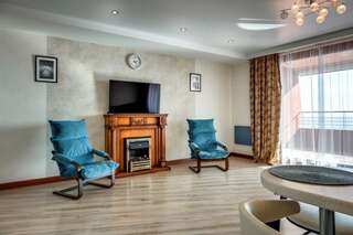 Гостиница Фамилия Делюкс Гурзуф Апартаменты Делюкс с одной спальней и видом на море №117-6