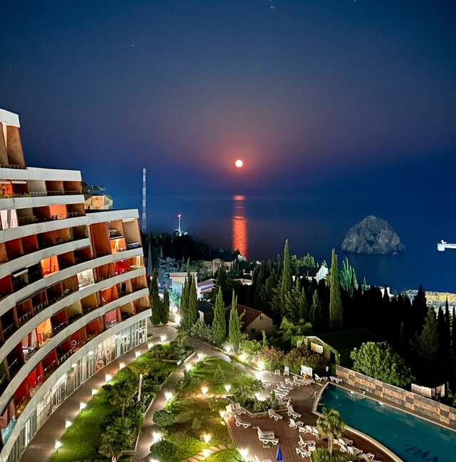 Гостиница Фамилия Делюкс Гурзуф-153