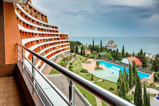 Гостиница Фамилия Делюкс Гурзуф-10