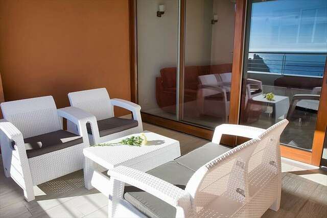 Гостиница Фамилия Делюкс Гурзуф-90