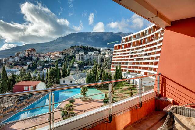 Гостиница Фамилия Делюкс Гурзуф-187