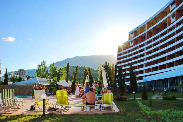 Гостиница Фамилия Делюкс Гурзуф-213