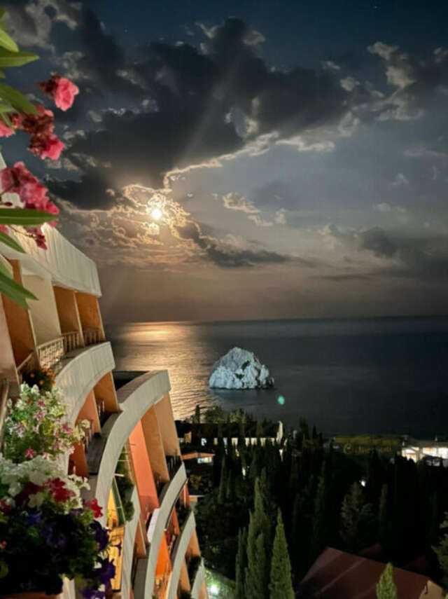 Гостиница Фамилия Делюкс Гурзуф-64