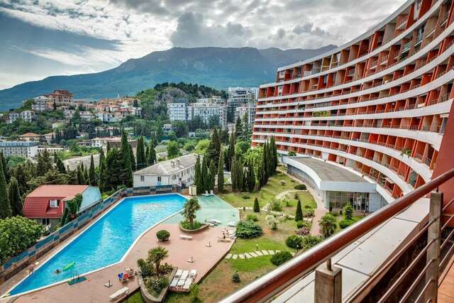 Гостиница Фамилия Делюкс Гурзуф-3